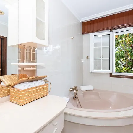 Villa Campo Medas , En Medio De La Naturaleza Con Piscina Privada De Sal Gondomar
